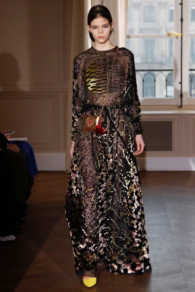 Look 27